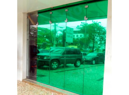 Película Insulfilm Espelhado verde para portas e janelas de vidro